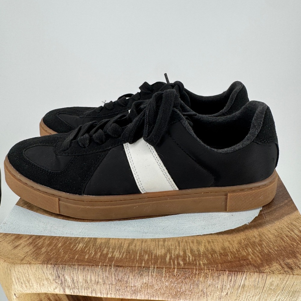 Cushionaire Bailey Sneakers Womens 9 Black Fabric Gum Sole Retro Gorpcore Street